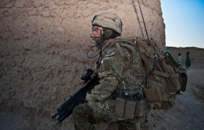 Lính đặc công Hải quân Hoàng gia Anh được bổ sung cho đội hình chiến đấu thuộc trung đoàn pháo hoả lực đặc công số 29 đang tác chiến ở Nahr-e Saraj district, tỉnh Helmand, Afghanistan (ảnh chụp ngày 13/9/2011).